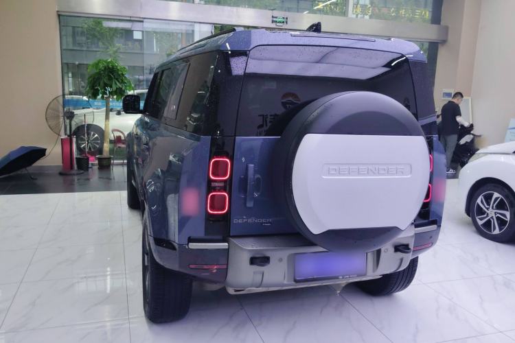 Used Land Rover Defender 2022 110 P400 X-DYNAMIC HSE Rear