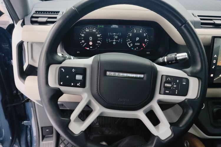Used Land Rover Defender 2022 110 P400 X-DYNAMIC HSE Steering Wheel
