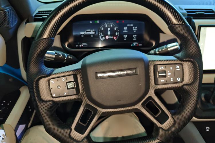 Used Land Rover Defender 2022 90 3.0T P400 XS Steering Wheel