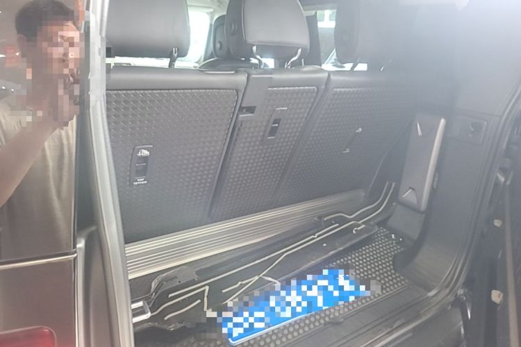 Used Land Rover Defender 2022 90 2.0T P300 X-DYNAMIC HSE Trunk