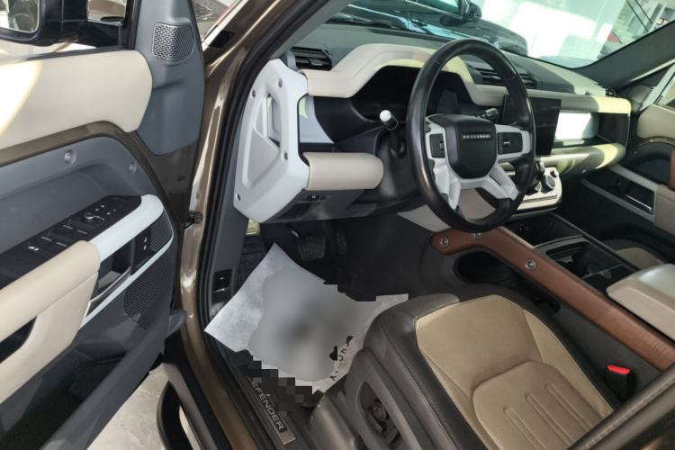 Used Land Rover Defender 2022 110 P400 X-DYNAMIC HSE Driver Seat