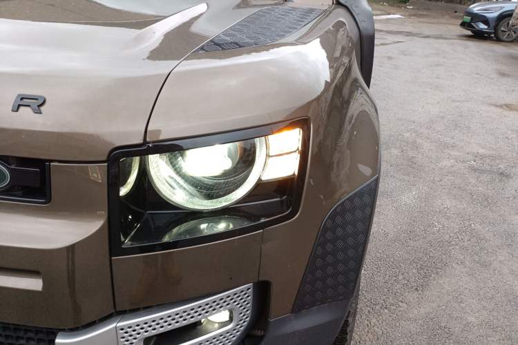 Used Land Rover Defender 2022 110 P400 X-DYNAMIC HSE Left Front Headlight