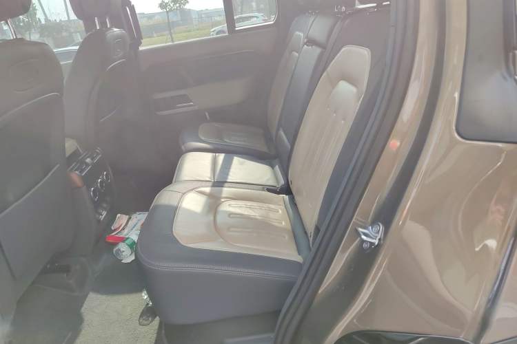 Used Land Rover Defender 2022 110 P400 X Left Rear Seat