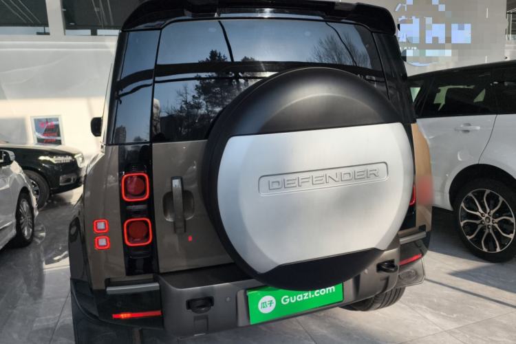 Used Land Rover Defender 2022 110 P400 X-DYNAMIC HSE Rear