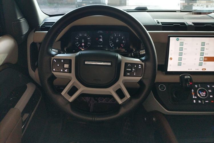 Used Land Rover Defender 2022 110 P400 X-DYNAMIC HSE Steering Wheel
