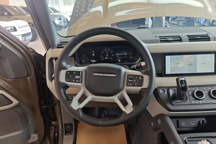 Used Land Rover Defender 2022 110 P400 X-DYNAMIC HSE Steering Wheel