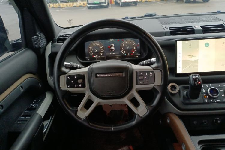 Used Land Rover Defender 2022 110 P400 X-DYNAMIC HSE Steering Wheel