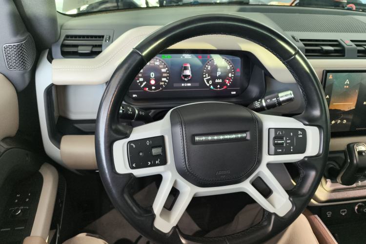 Used Land Rover Defender 2022 110 P400 X-DYNAMIC HSE Steering Wheel