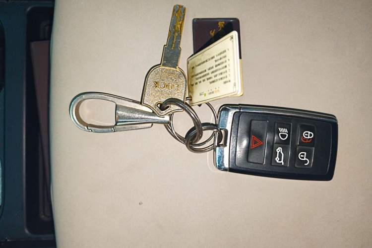 Used Land Rover Defender 2022 90 3.0T P400 XS Vehicle Key