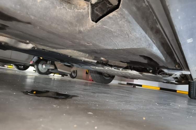 Used Land Rover Defender 2022 110 P400 X-DYNAMIC HSE Chassis Rear Right