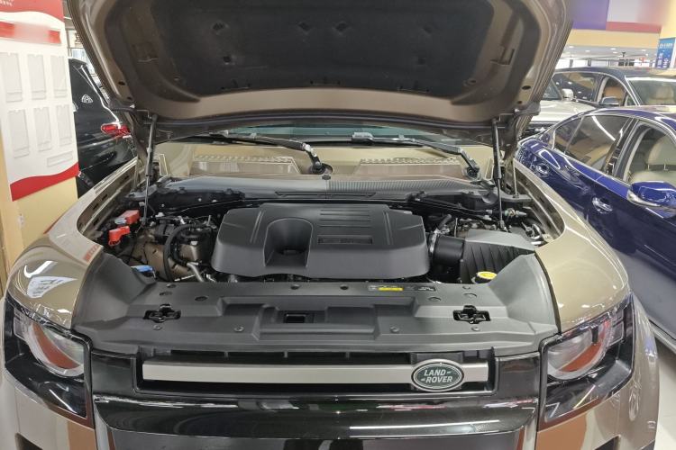 Used Land Rover Defender 2022 110 P400 X-DYNAMIC HSE Engine Bay
