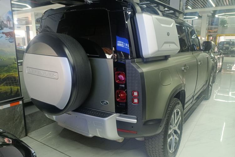 Used Land Rover Defender 2022 110 P400 Dark Edition Exterior 5