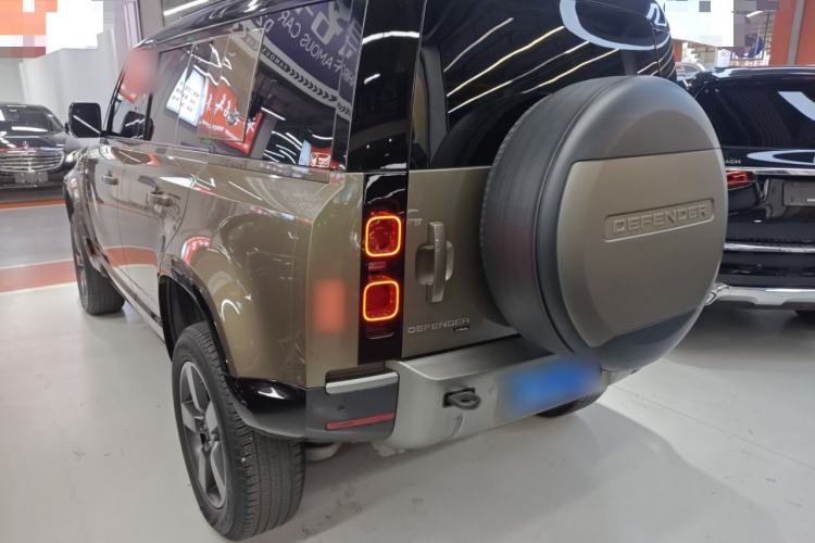 Used Land Rover Defender 2022 110 P400 X-DYNAMIC HSE Left Side