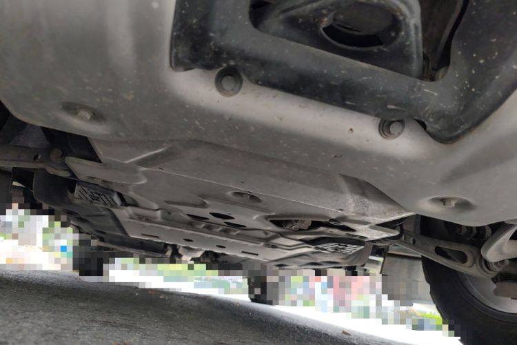 Used Land Rover Defender  Chassis Front
