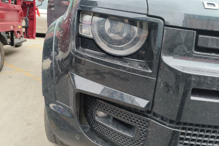 Used Land Rover Defender 2022 110 P400 X-DYNAMIC HSE Right Front Headlight