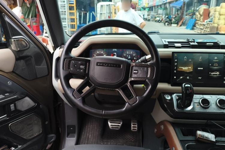 Used Land Rover Defender 2022 110 P400 X-DYNAMIC HSE Steering Wheel