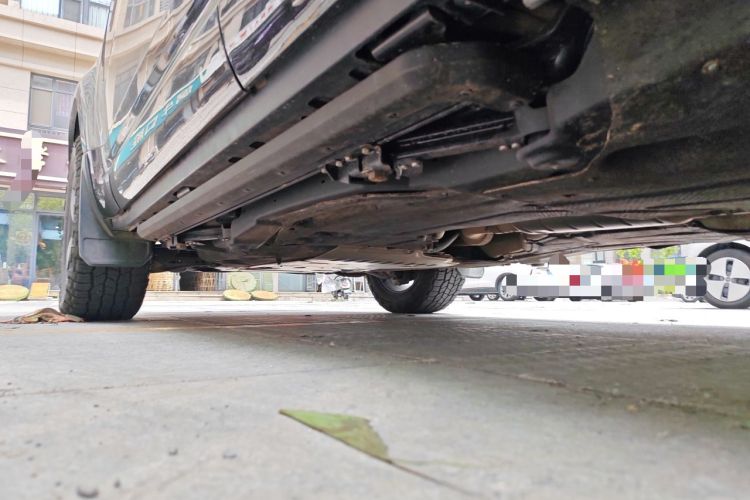 Used Land Rover Defender 2022 110 P400 X-DYNAMIC HSE Chassis Rear Left