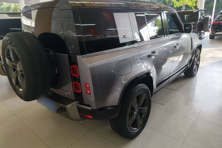 Used Land Rover Defender 2022 110 P400 X-DYNAMIC HSE Exterior 5