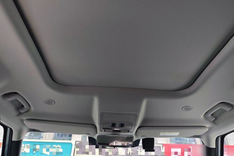 Used Land Rover Defender 2022 110 P400 X-DYNAMIC HSE Headliner