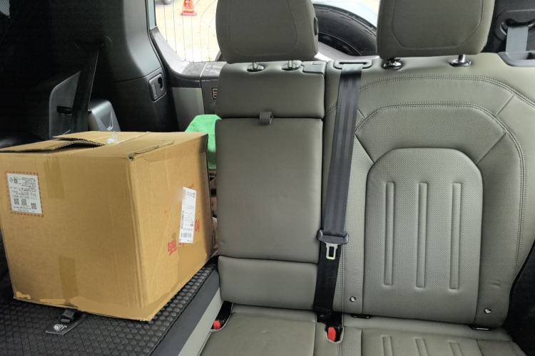 Used Land Rover Defender 2022 90 3.0T P400 XS Left Rear Seat