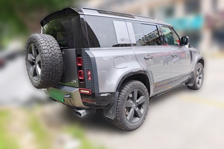 Used Land Rover Defender 2022 110 P400 X-DYNAMIC HSE Rear Right 45 Deg
