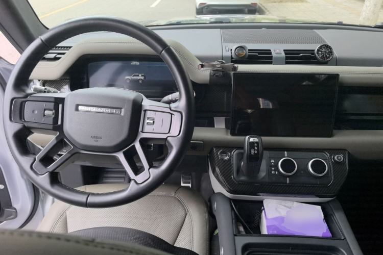 Used Land Rover Defender 2022 90 3.0T P400 XS Steering Wheel