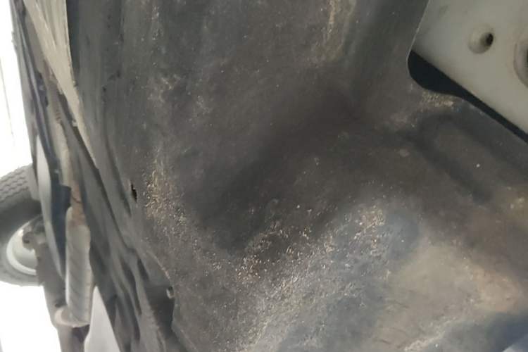 Used Land Rover Defender  Chassis Front Left