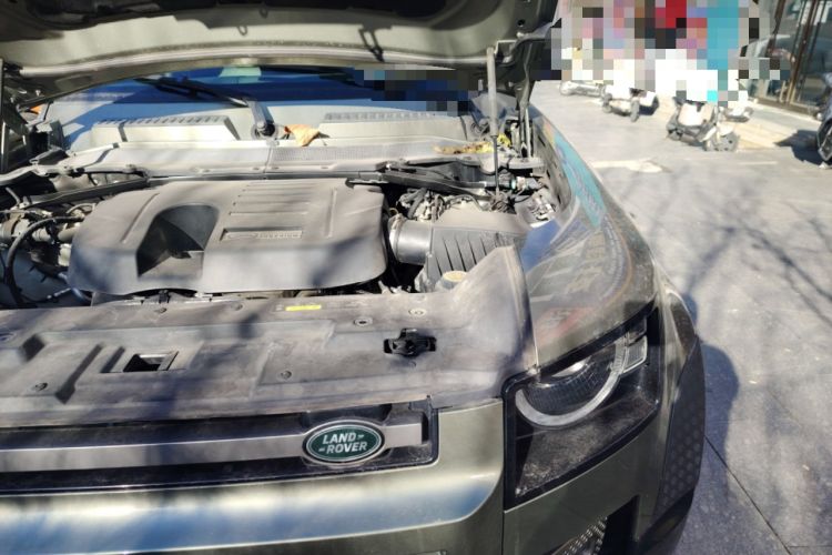 Used Land Rover Defender 2022 110 P400 X-DYNAMIC HSE Engine Bay Left