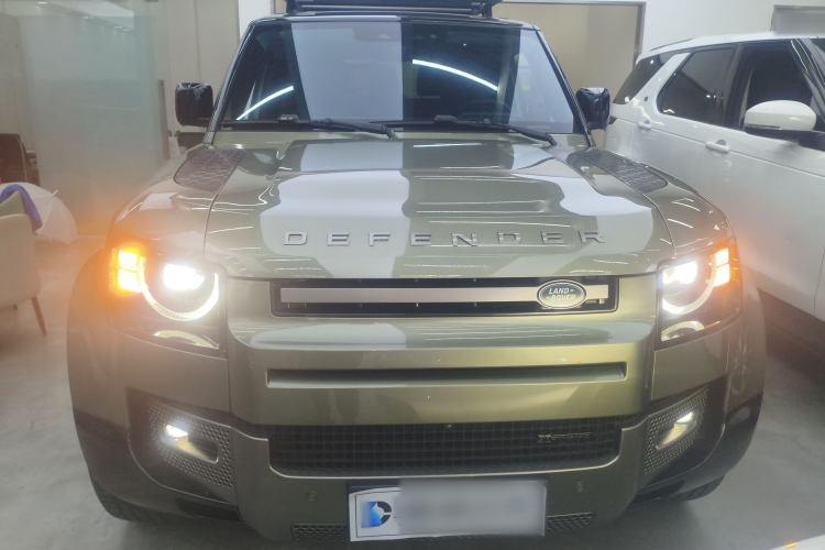 Used Land Rover Defender 2022 90 2.0T P300 X-DYNAMIC HSE Front