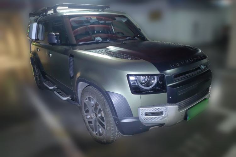 Used Land Rover Defender 2022 110 P400 Dark Edition Front Right 45 Deg
