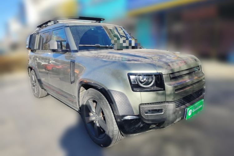 Used Land Rover Defender 2022 110 P400 X-DYNAMIC HSE Front Right 45 Deg