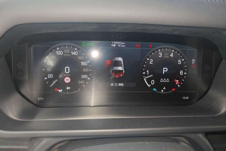 Used Land Rover Defender 2022 90 3.0T P400 Dark Edition Odometer Close Up