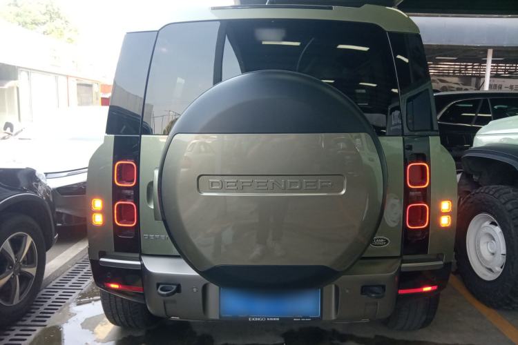 Used Land Rover Defender 2022 110 P400 X-DYNAMIC HSE Rear