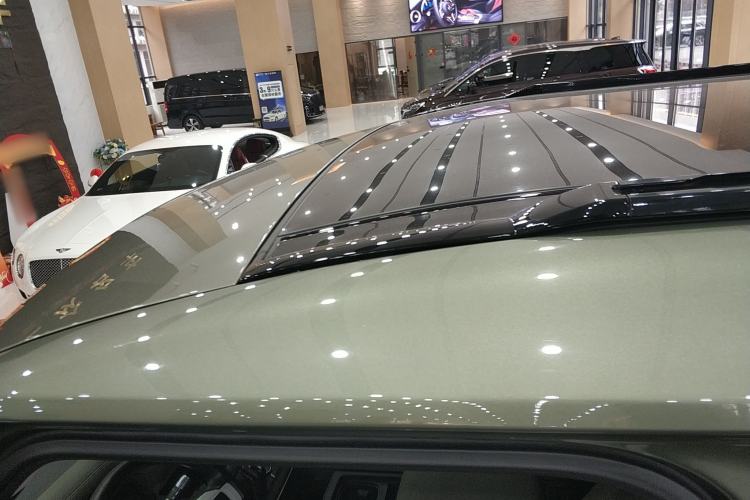 Used Land Rover Defender 2022 90 2.0T P300 SE Roof
