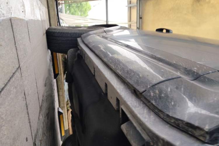 Used Land Rover Defender 2022 90 2.0T P300 X-DYNAMIC HSE Chassis Front Right