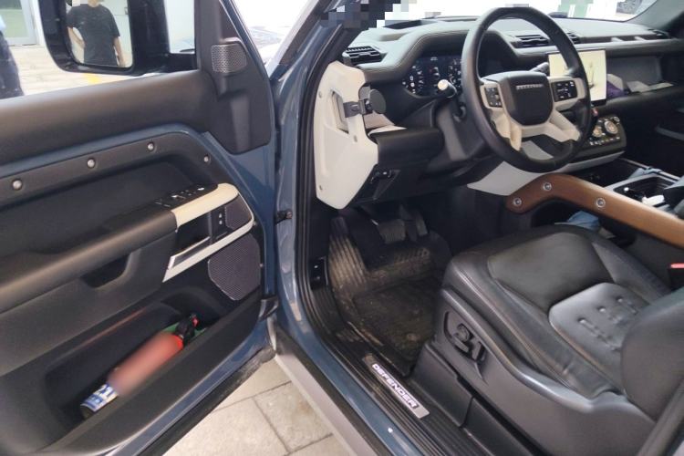 Used Land Rover Defender 2022 90 2.0T P300 X-DYNAMIC HSE Driver Seat