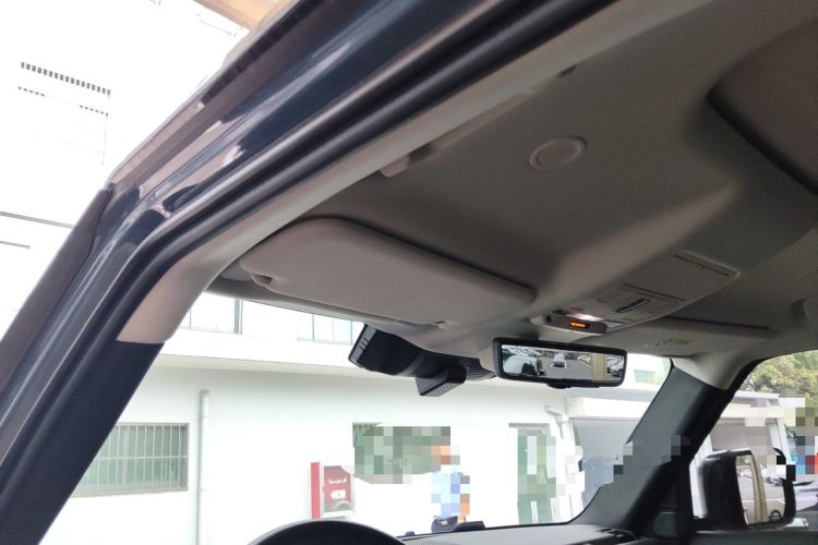 Used Land Rover Defender 2022 90 2.0T P300 X-DYNAMIC HSE Headliner