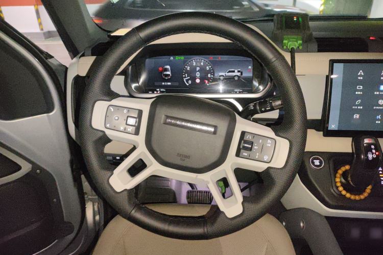 Used Land Rover Defender 2022 90 3.0T P400 XS Steering Wheel