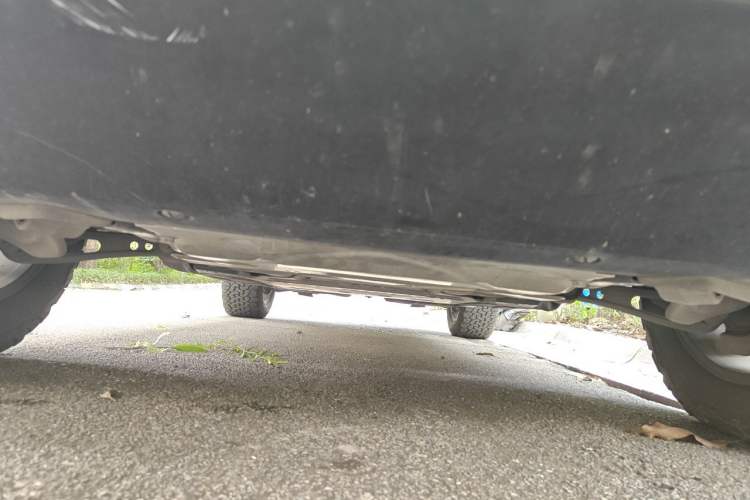 Used Land Rover Defender 2022 110 P400 X-DYNAMIC HSE Chassis Front