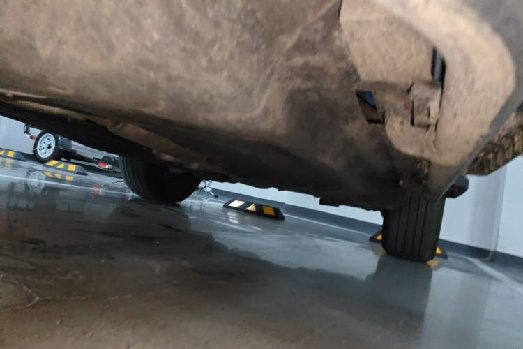 Used Land Rover Defender 2022 110 P400 X-DYNAMIC HSE Chassis Front Left