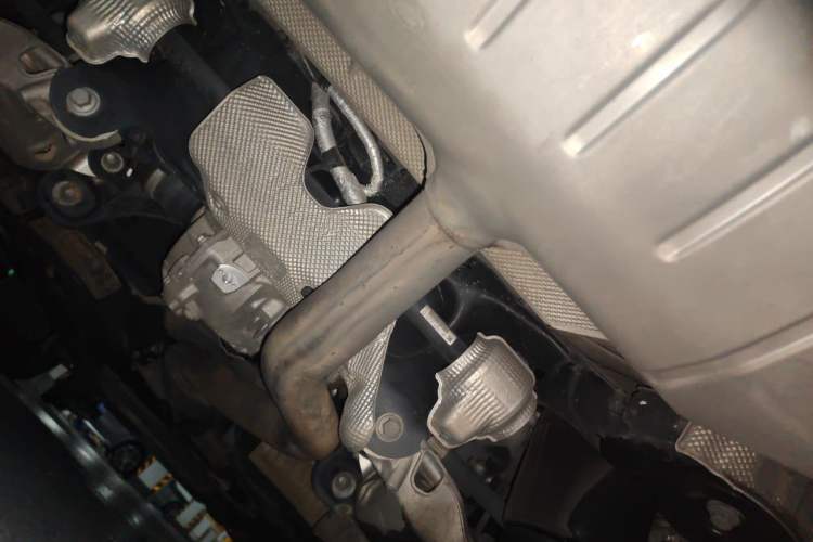 Used Land Rover Defender 2022 90 3.0T P400 XS Chassis Rear