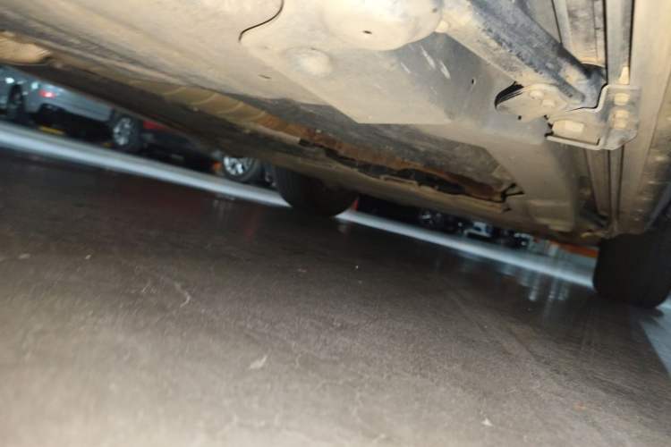 Used Land Rover Defender 2022 110 P400 X-DYNAMIC HSE Chassis Rear Right