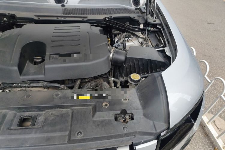 Used Land Rover Defender 2022 110 P400 X-DYNAMIC HSE Engine Bay Left