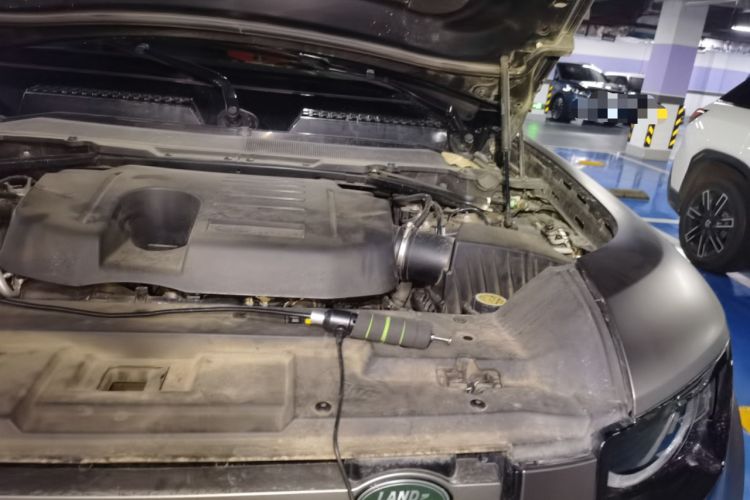 Used Land Rover Defender 2022 110 P400 X-DYNAMIC HSE Engine Bay Left