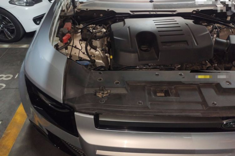 Used Land Rover Defender 2022 110 P400 X-DYNAMIC HSE Engine Bay Right