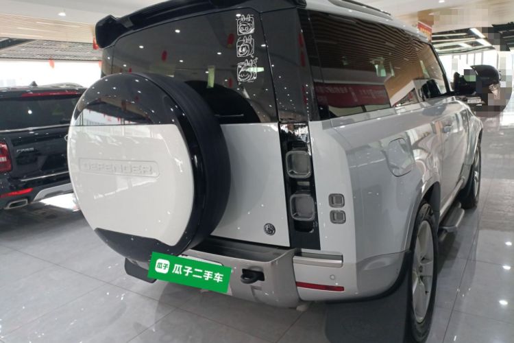 Used Land Rover Defender 2022 90 2.0T P300 Tiger-Power Ambition Edition Exterior 5