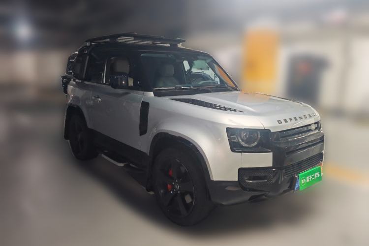 Used Land Rover Defender 2022 90 3.0T P400 XS Front Right 45 Deg