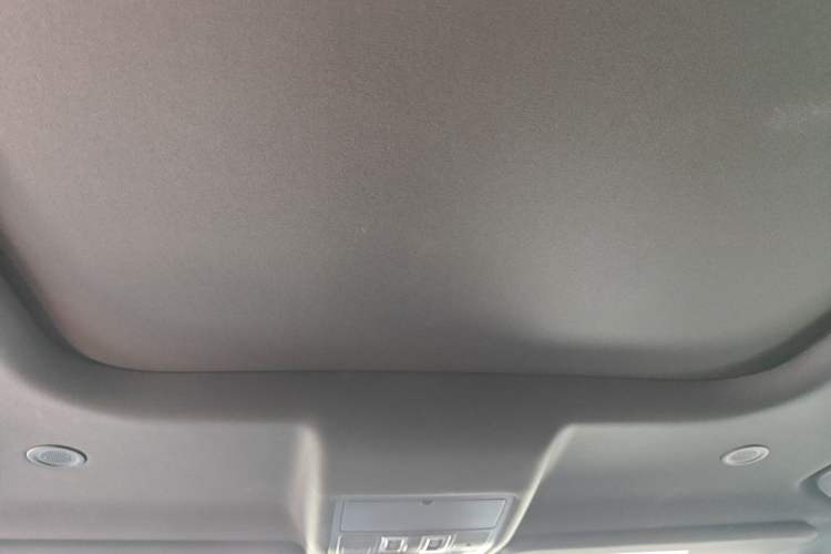 Used Land Rover Defender 2022 110 P400 X Headliner