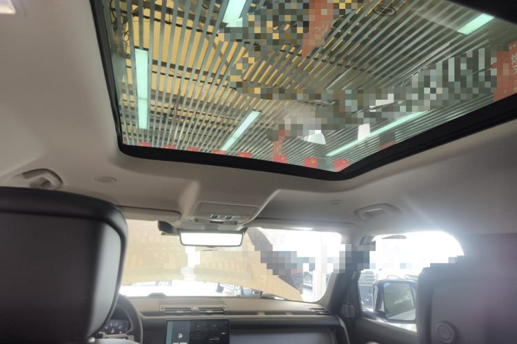 Used Land Rover Defender 2022 110 P400 Dark Edition Headliner