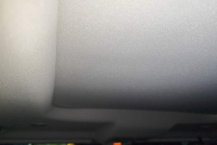 Used Land Rover Defender 2022 110 P400 Dark Edition Headliner